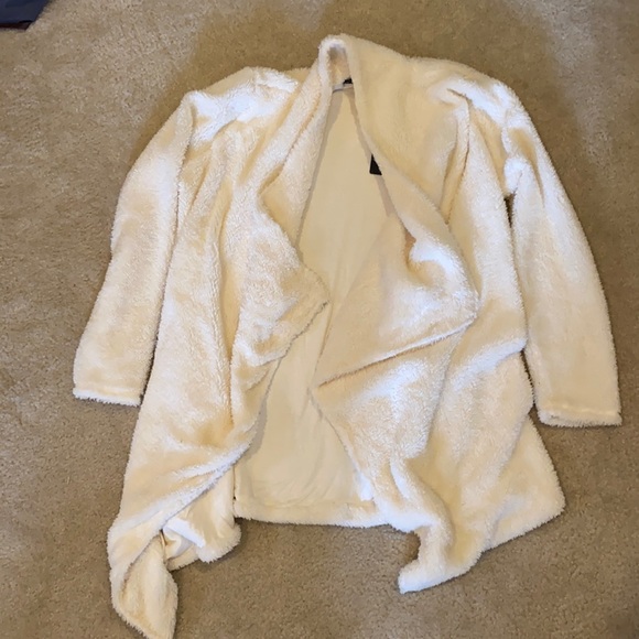 Gibson Sweaters - NWT Gibson Plush Cardigan